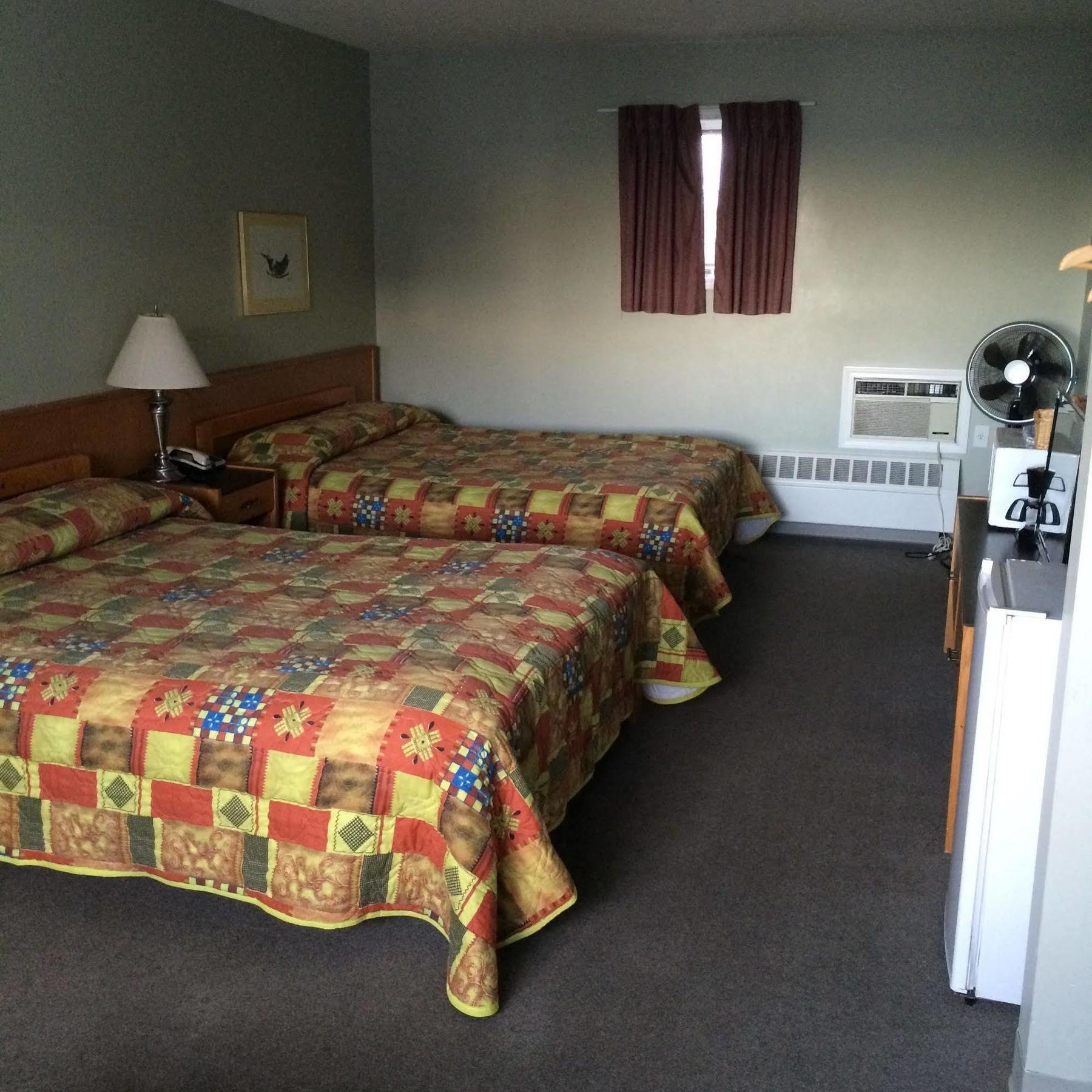 Raccoon Lodge Motel Sylvan Lake Eksteriør billede