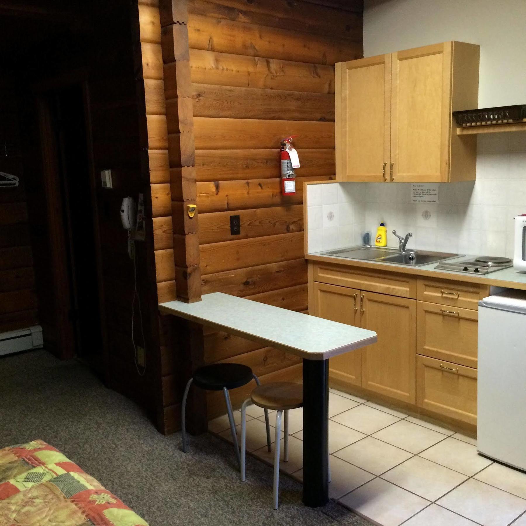 Raccoon Lodge Motel Sylvan Lake Eksteriør billede